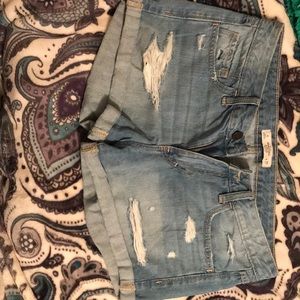 Boy friend fit light wash Jean shorts